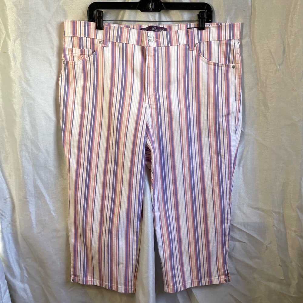 Plus Size Gloria Vanderbilt Pastel Pink Purple Vertical Striped Cropped Jeans